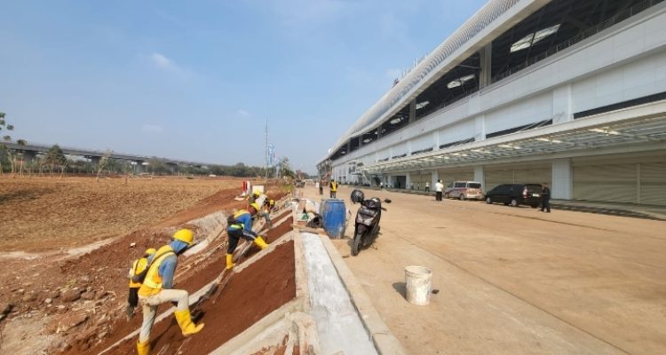 KCIC Pastikan Kondisi Stasiun Halim Dalam Kondisi Aman Seluruh Area Stasiun Normal