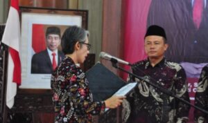 Pj. Bupati Kukuhkan Pengurus Dewan Pendidikan Cilacap Periode 2023-2028