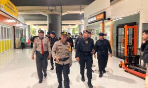 Brimob Polda Metro Jaya Sterilisasi Stasiun Gambir, Pastikan Keamanan Ribuan Penumpang Pasca Ops Ketupat Jaya 2026 (3)