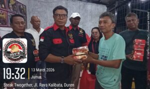 Ormas PETIR Gelar Buka Puasa Bersama Warga Kalibata, Perkuat Persaudaraan Pasca Peristiwa Desember 2025 (2)