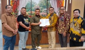 GAHARU NUSANTARA BERSINAR KUATKAN STRUKTUR DI BANTEN, TUNJUK FRENGKY SARAGI SEBAGAI KETUA DPW BARU (1)