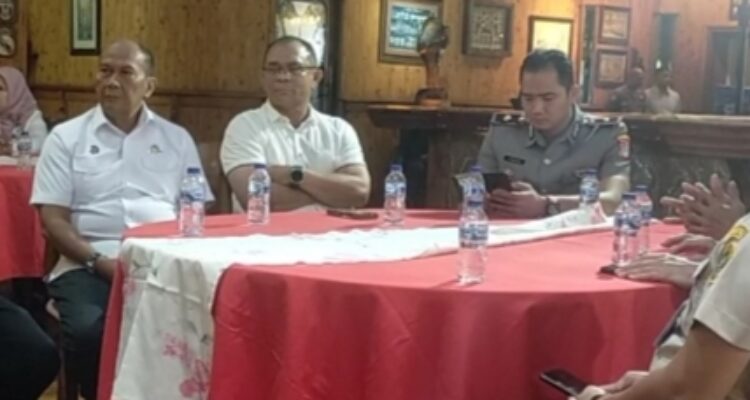 Kapolsek Sunda Kelapa Berganti, AKP Hitler Napitupulu Serahkan Tongkat Komando kepada Kompol Andika Muslim