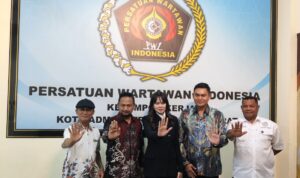 Kepala BPN Jakbar Shinta Purwitasari Tinjau Sekretariat Baru Pokja PWI Walikota Jakarta Barat, Peran Media Kunci Sukses Publikasi Program Pertanahan (1)