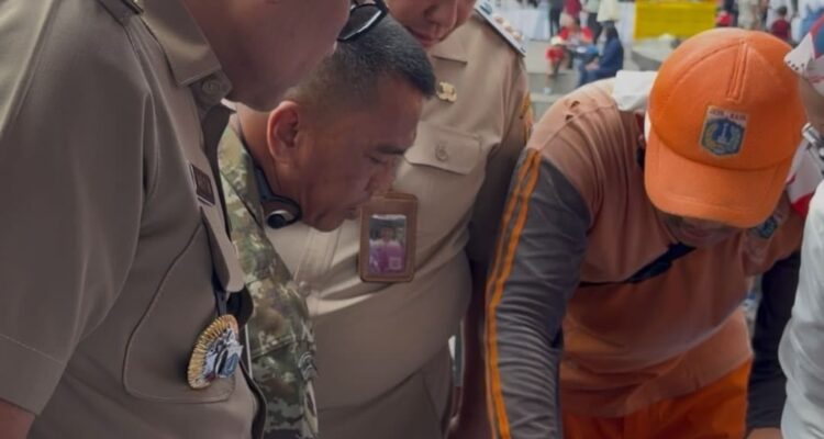 HUT ke-81 RI, Warga Senen Kebagian 3.500 Paket Sembako dan Layanan Kesehatan Gratis