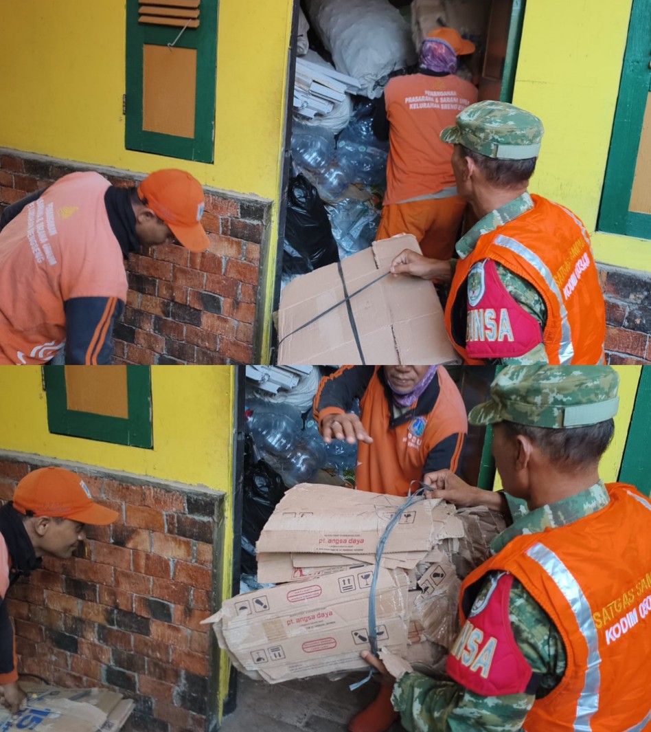 Bersama PPSU Komduk dan Masyarakat, Satgas Sampah Koramil 07/KB Serka Saidin Lakukan Pengangkutan Sampah