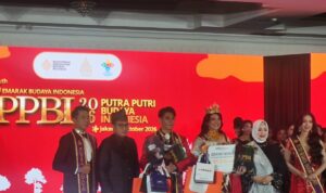 Christian Yogi dan Priscilla Aurelia Raih Grand Winner Putra Putri Budaya Indonesia 2026 Christian Yogi dan Priscilla Aurelia Raih Grand Winner Putra Putri Budaya Indonesia 2026