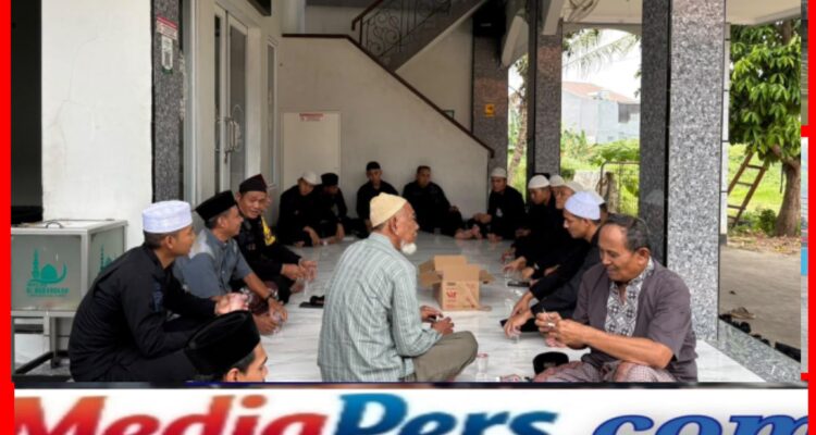 Brimob Brimob Metro Jaya Gelar Kegiatan Keagamaan dan Sosial, Perkuat Hubungan dengan Masyarakat Brimob Brimob Metro Jaya Gelar Kegiatan Keagamaan dan Sosial, Perkuat Hubungan dengan Masyarakat