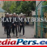 Brimob Metro Jaya Rangkul Masyarakat Lewat Ibadah Jumat, Dorong Lingkungan Aman dan Kondusif Brimob Metro Jaya Rangkul Masyarakat Lewat Ibadah Jumat, Dorong Lingkungan Aman dan Kondusif