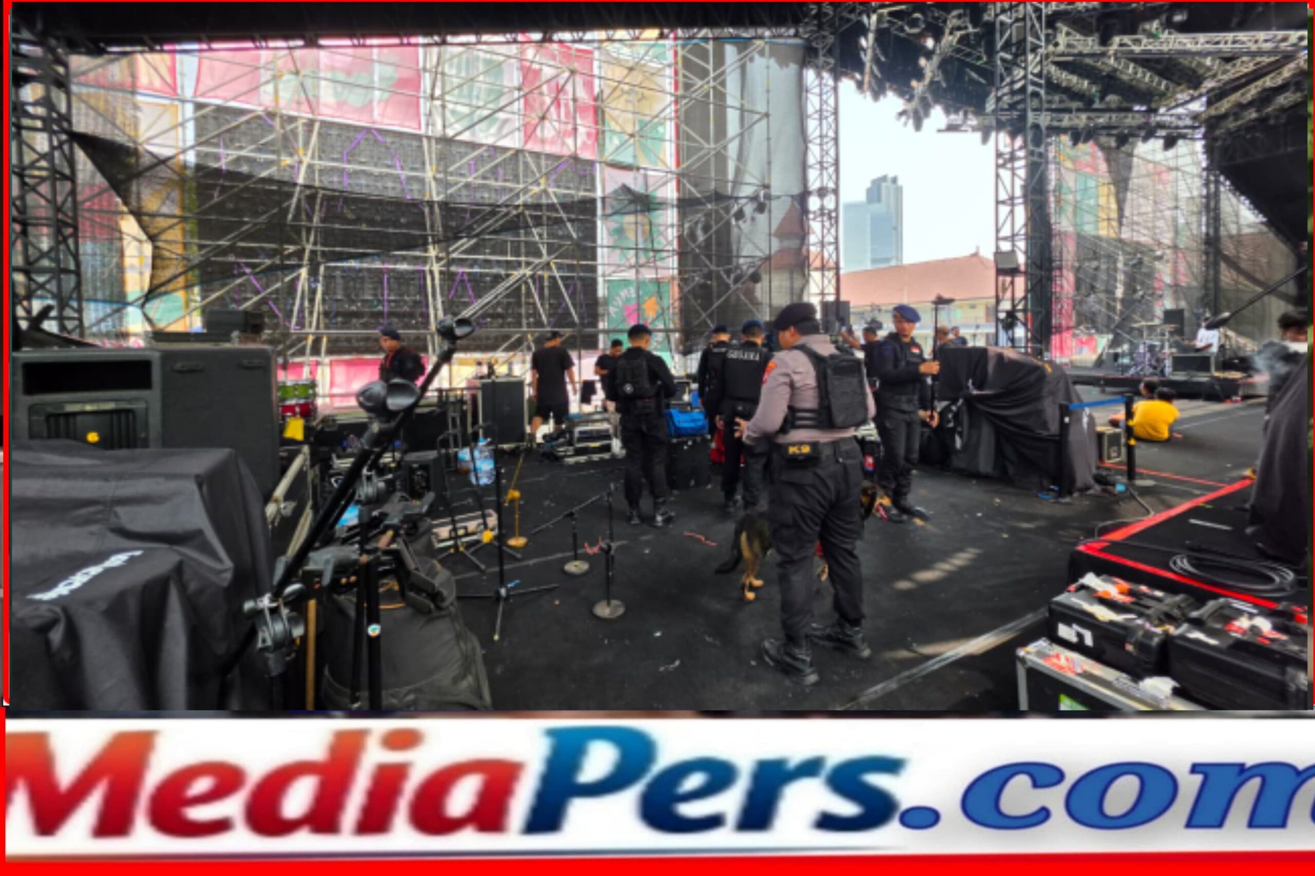 Brimob Metro Jaya Sterilisasi Synchronise Fest 2026 di Kemayoran, Pastikan Area Aman
