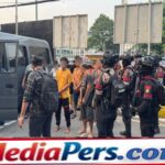 Brimob Polda Metro Jaya Sisir Dua Lokasi di Matraman Amankan 8 Orang dalam Tindak Dugaan Peredaran Narkoba
