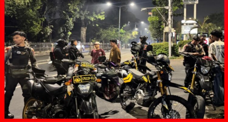 Brimob Polda Metro Jaya Gagalkan Balap Liar dan Amankan Terduga Pelaku Tawuran di Jaktim
