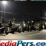 Brimob Polda Metro Jaya Bubarkan Balap Liar di Taman Mini, 6 Pemuda Diamankan Brimob Polda Metro Jaya Bubarkan Balap Liar di Taman Mini, 6 Pemuda Diamankan