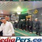 Batalyon B Pelopor Gelar Salat Subuh Berjamaah, Pererat Silaturahmi dengan Warga Batalyon B Pelopor Gelar Salat Subuh Berjamaah, Pererat Silaturahmi dengan Warga