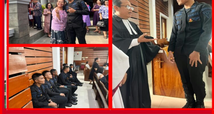 Personel Satbrimob Polda Metro Jaya Perkuat Toleransi, Ikuti Ibadah Nasrani di Pasar Minggu Personel Satbrimob Polda Metro Jaya Perkuat Toleransi, Ikuti Ibadah Nasrani di Pasar Minggu