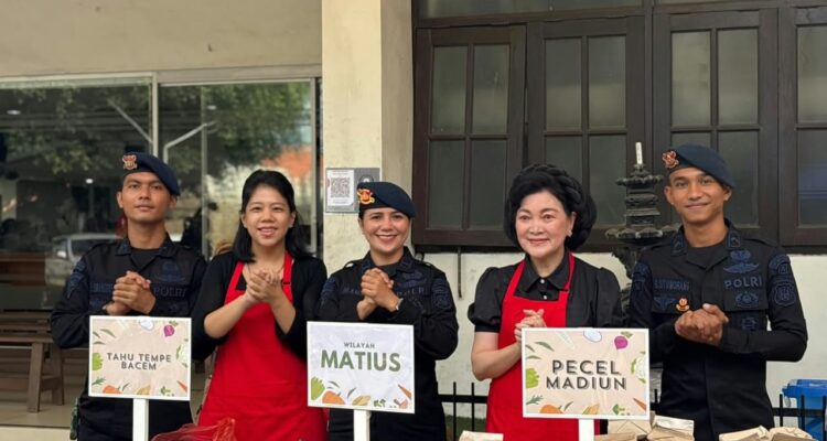 Brimob Polda Metro Jaya Perkuat Kedekatan dengan Masyarakat Lewat Minggu Kasih Brimob Polda Metro Jaya Perkuat Kedekatan dengan Masyarakat Lewat Minggu Kasih