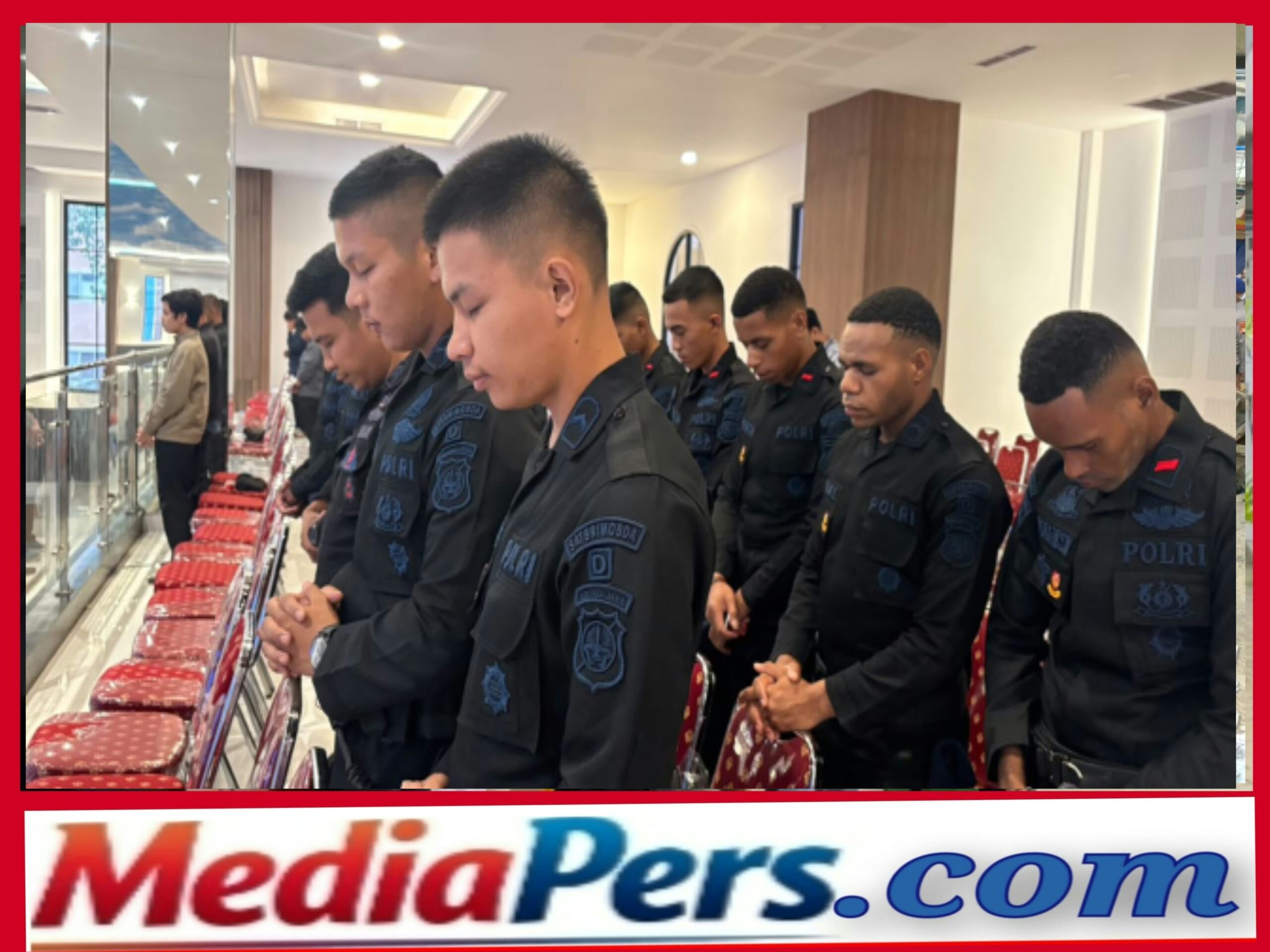 Brimob Polda Metro Jaya Hadir di Gereja Tiberias Bekasi, Jaga Kamtibmas