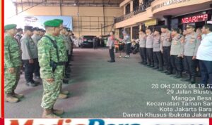 Polsek Metro Tamansari Gelar Apel Tiga Pilar, Siaga Amankan Unras di DPR/MPR Polsek Metro Tamansari Gelar Apel Tiga Pilar, Siaga Amankan Unras di DPR/MPR