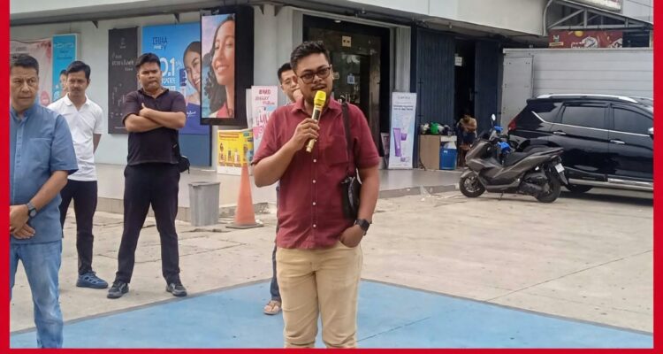 Sekretaris RW 014 Cengkareng Timur Minta Pengelola Parkir Hormati Aspirasi Warga Sekretaris RW 014 Cengkareng Timur Minta Pengelola Parkir Hormati Aspirasi Warga