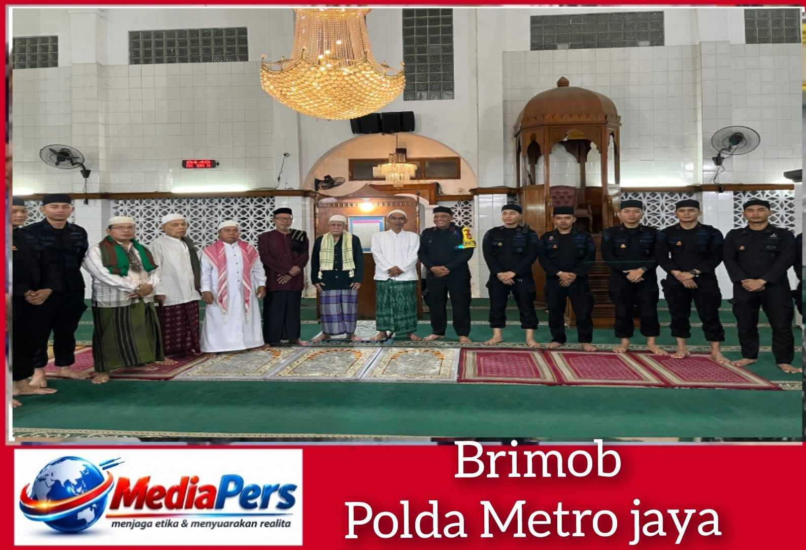 Brimob Metro Jaya Sambangi Masjid Jami Al-Riyadh Kwitang, Jakarta Pusat, Bangun Kedekatan Humanis dengan Warga