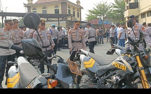 Kapolres Pelabuhan Tanjung Priok Pimpin Pengecekan Kendaraan Dinas, Pastikan Kesiapsiagaan Personel dalam Siaga 1
