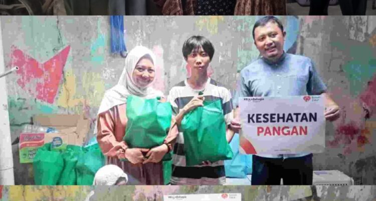 Kolaborasi untuk Kebaikan, Rumah Zakat dan FWJI Depok Salurkan Bantuan Sembako Kolaborasi untuk Kebaikan, Rumah Zakat dan FWJI Depok Salurkan Bantuan Sembako