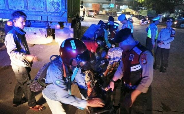 Polres Pelabuhan Tanjung Priok Gelar Patroli Cipta Kondisi dan Strongpoint, Antisipasi Gangguan Kamtibmas pada Dini Hari