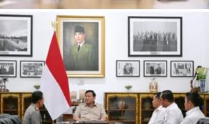 Prabowo Minta ASN dan Polri Profesional Serta Berintegritas, Reformasi Birokrasi Jadi Sorotan Prabowo Minta ASN dan Polri Profesional Serta Berintegritas, Reformasi Birokrasi Jadi Sorotan
