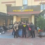 Tim Tiger Polsek Tambora Amankan Pria Diduga Curi Dua Karung Bawang Milik Saudara Ipar Tim Tiger Polsek Tambora Amankan Pria Diduga Curi Dua Karung Bawang Milik Saudara Ipar